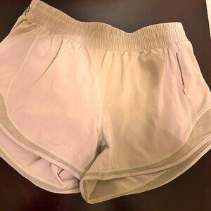 NWT.  Aritzia MoveTech™ "Legacy Hi-Rise" Shorts: Size 2